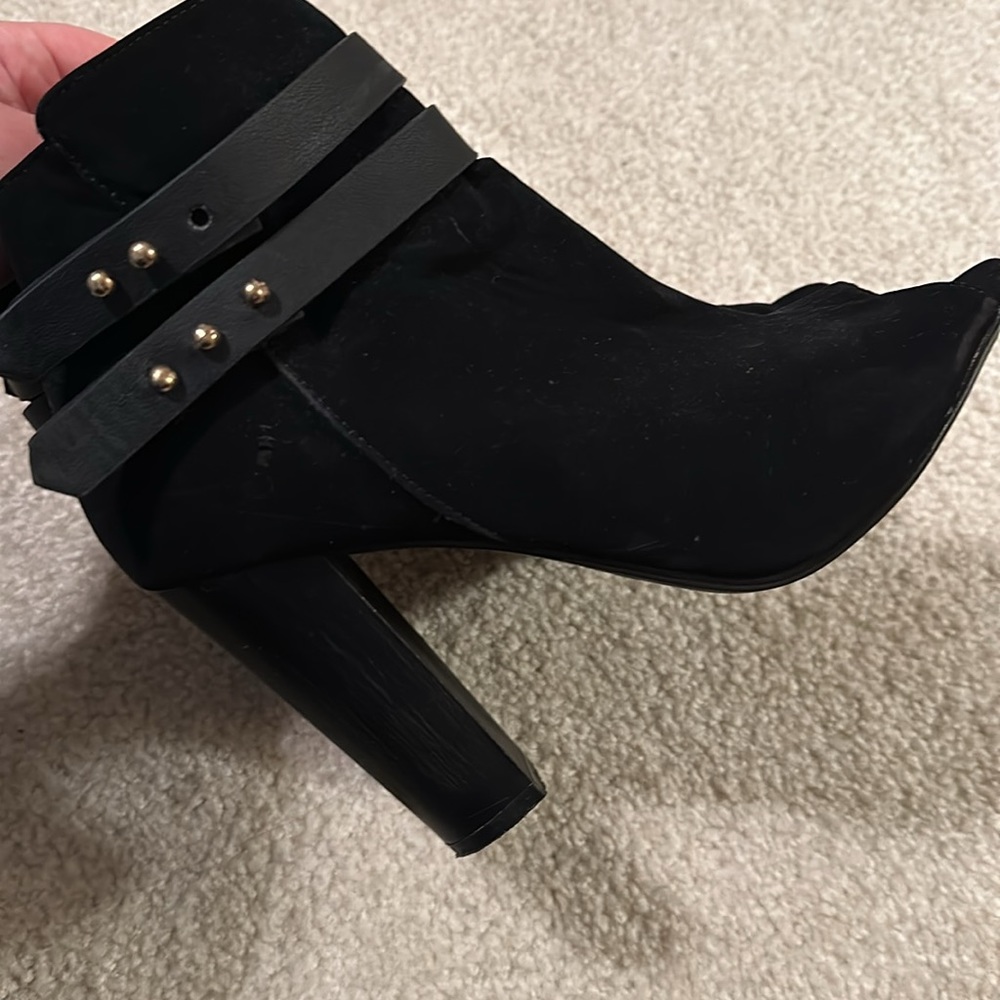 Heeled bootie - Picture 4 of 7
